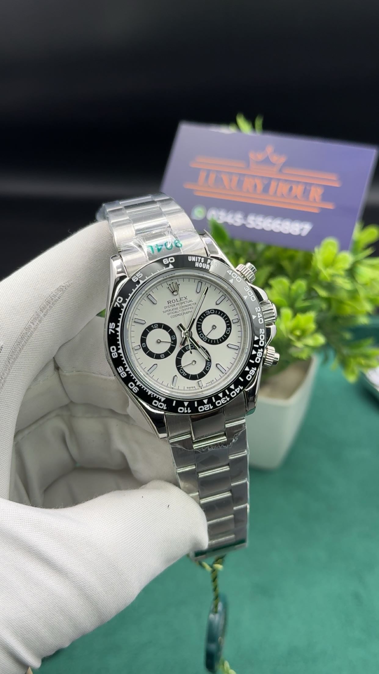 Silver with white dial (panda)