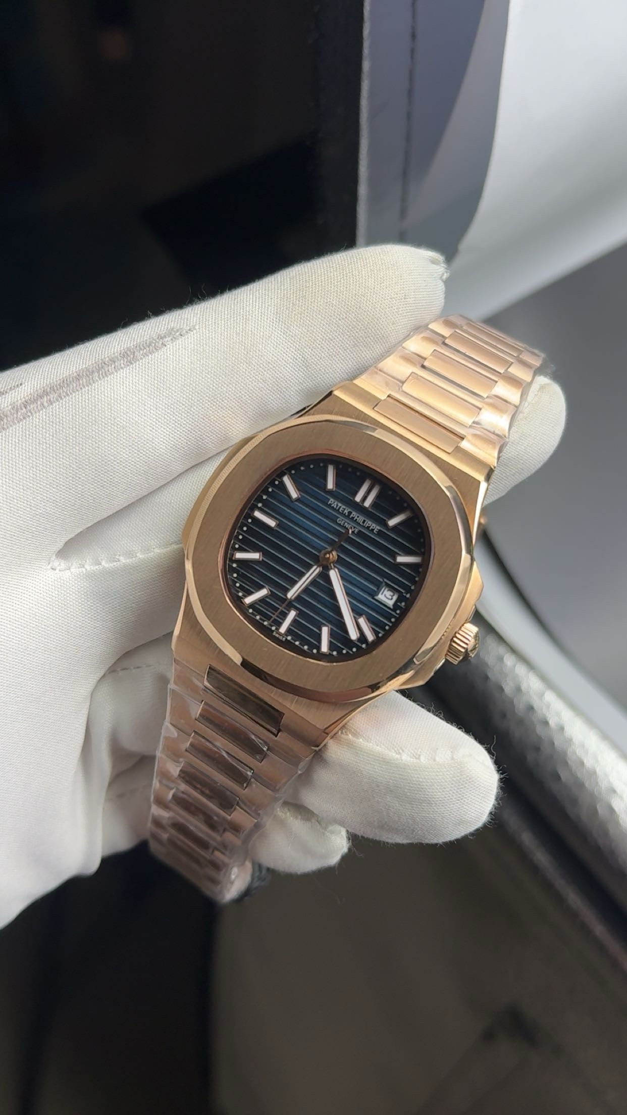 Rose gold with blue dial