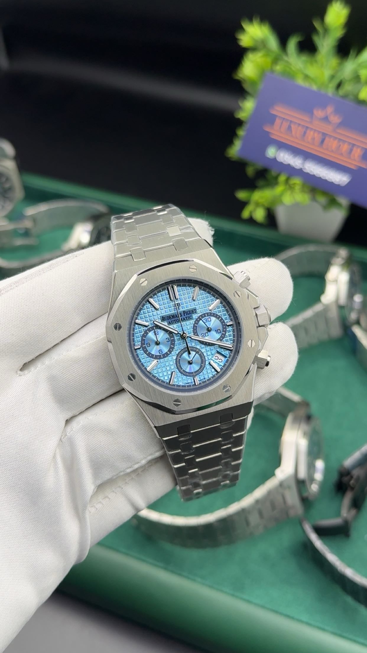 Silver with tiffany dial