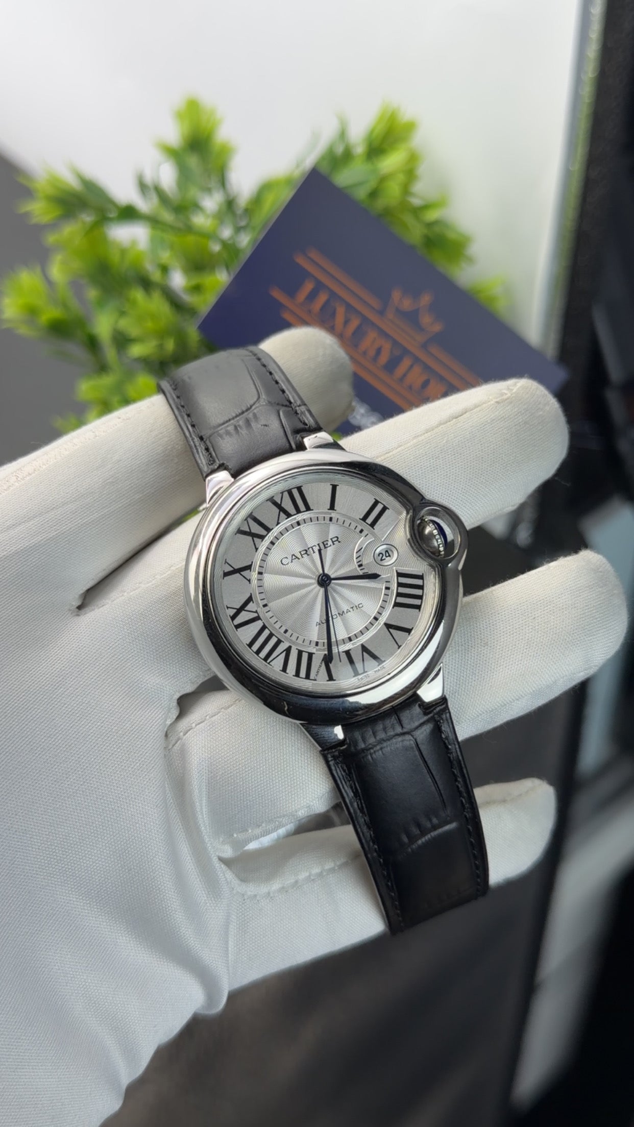 Silver with white dial 🔥