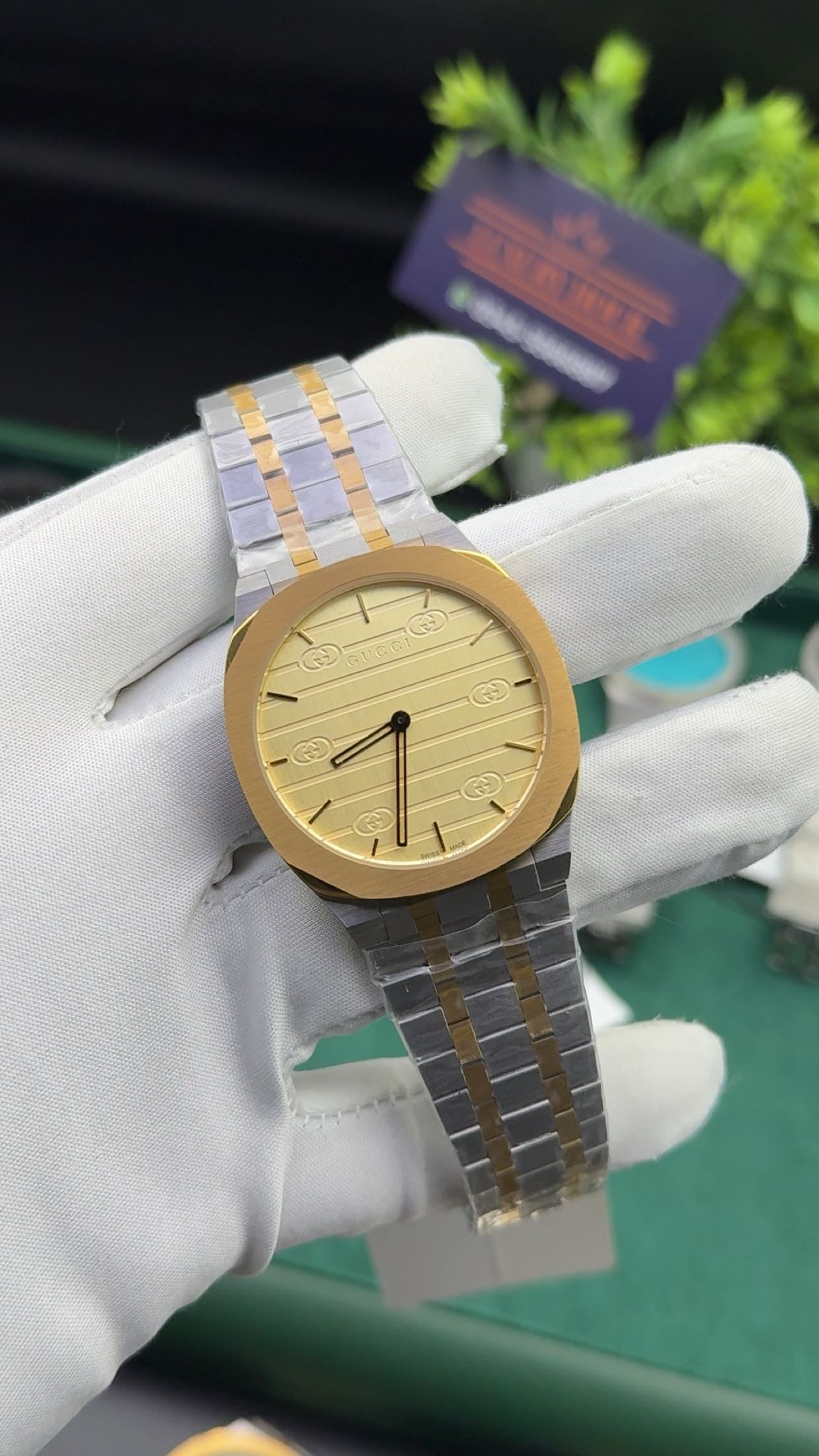 Yellow gold two tone with gold dial