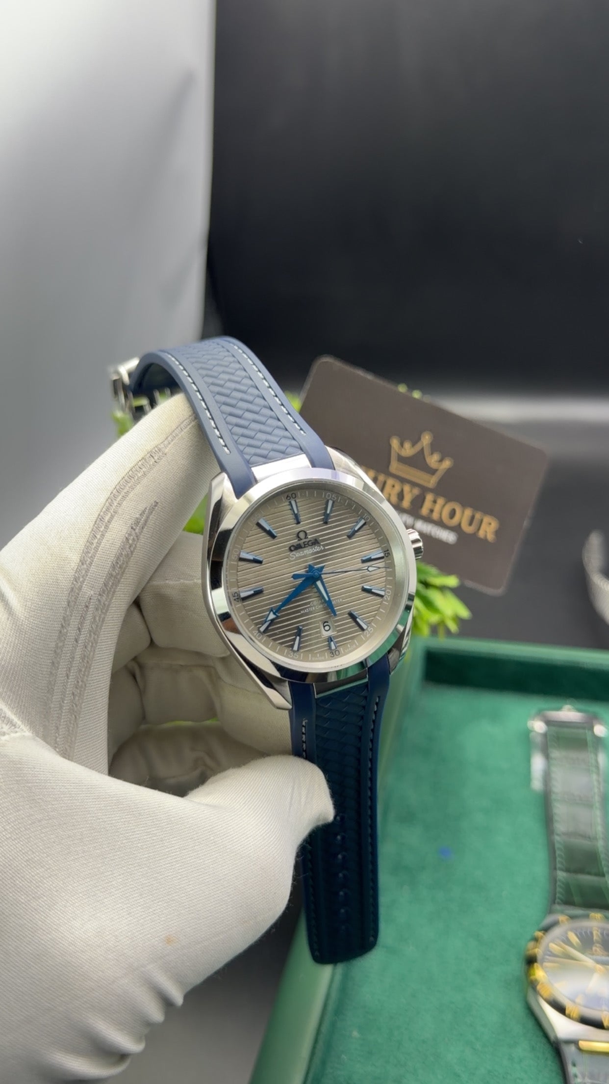 Silver with White Dial 🔥
