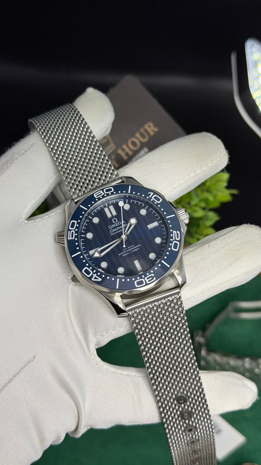 Silver with Blue Dial (M NO:136)