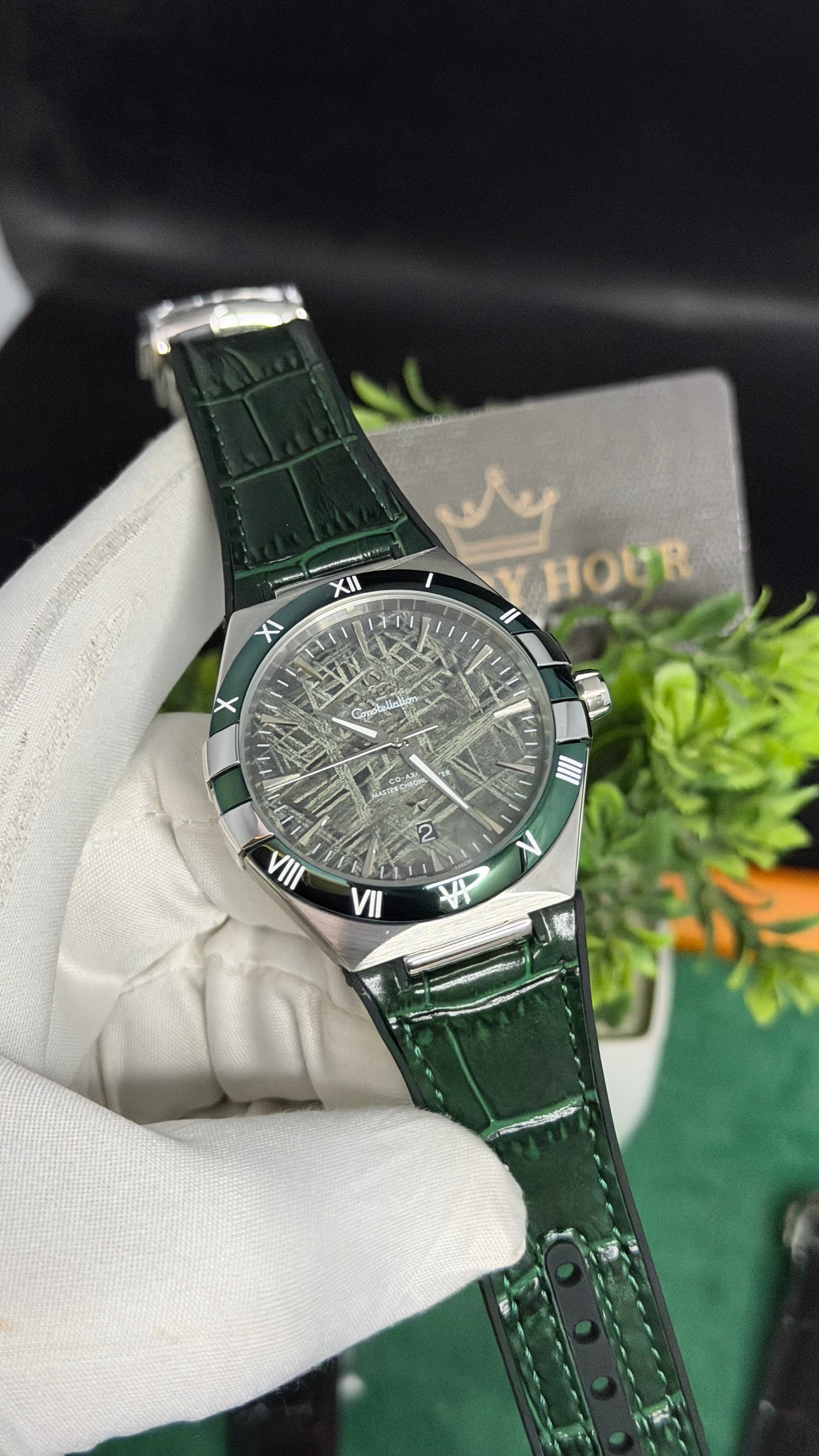 Silver with Green Leaf Dial (M NO:136)