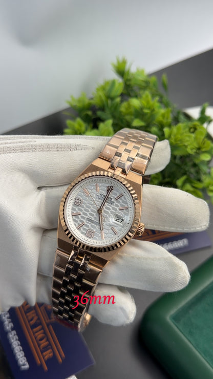 Rose Gold with white dial 🔥