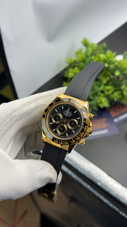 Yellow Gold with black dial🔥