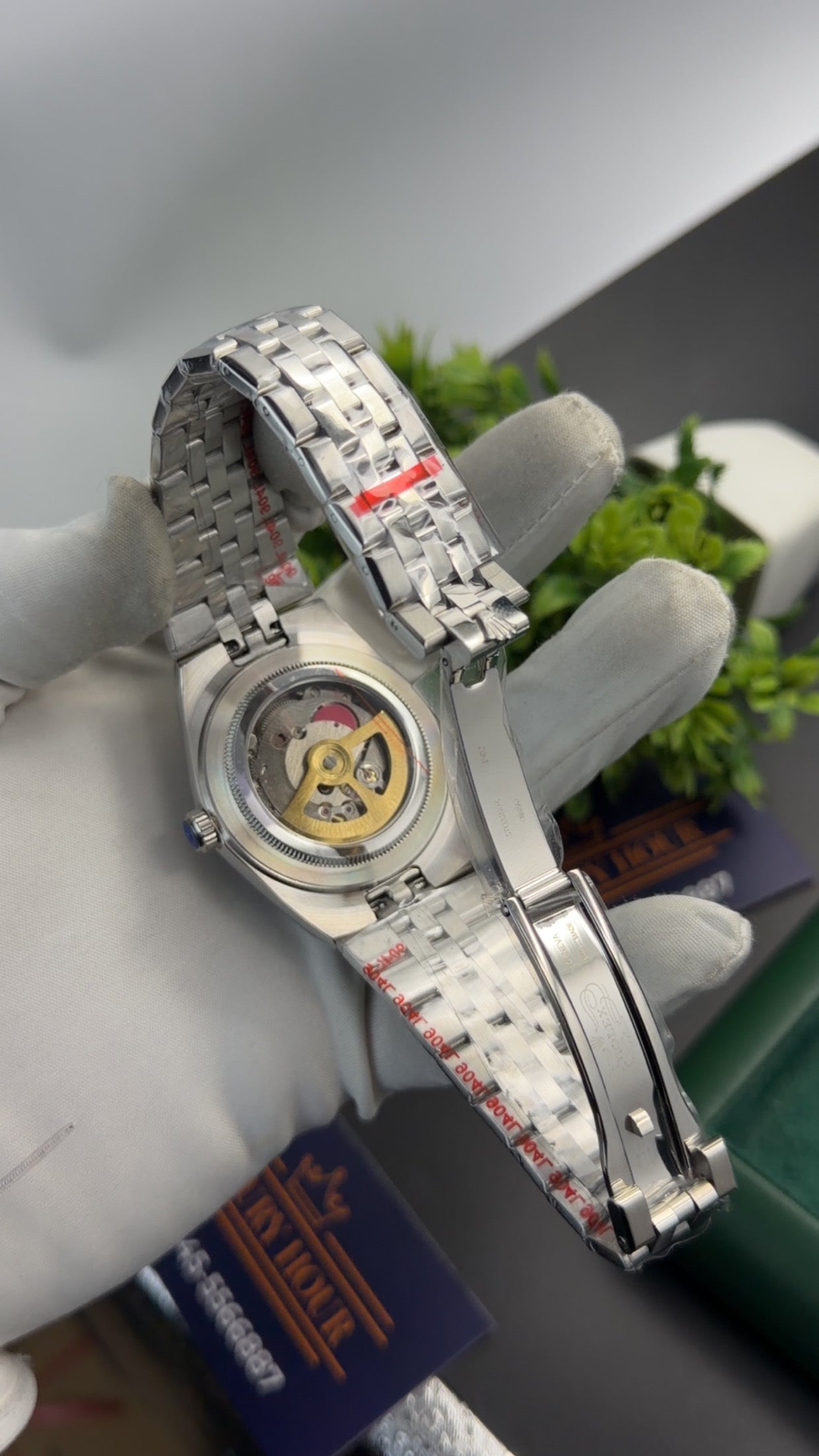 Silver with green dial 🔥