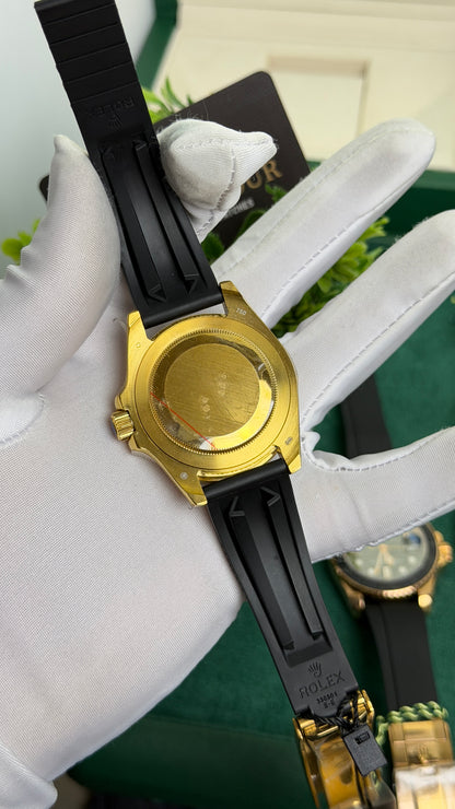 Yellow Gold with Black Dial.