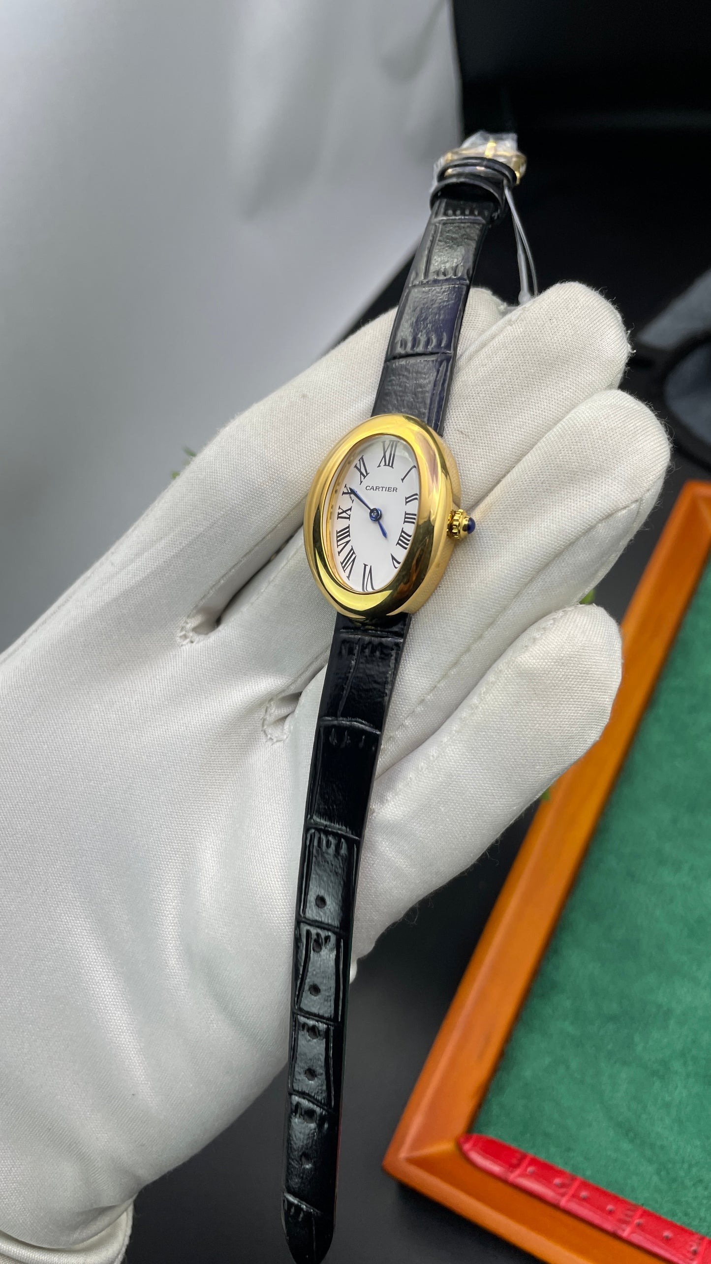 Yellow Gold with Black Strap🔥