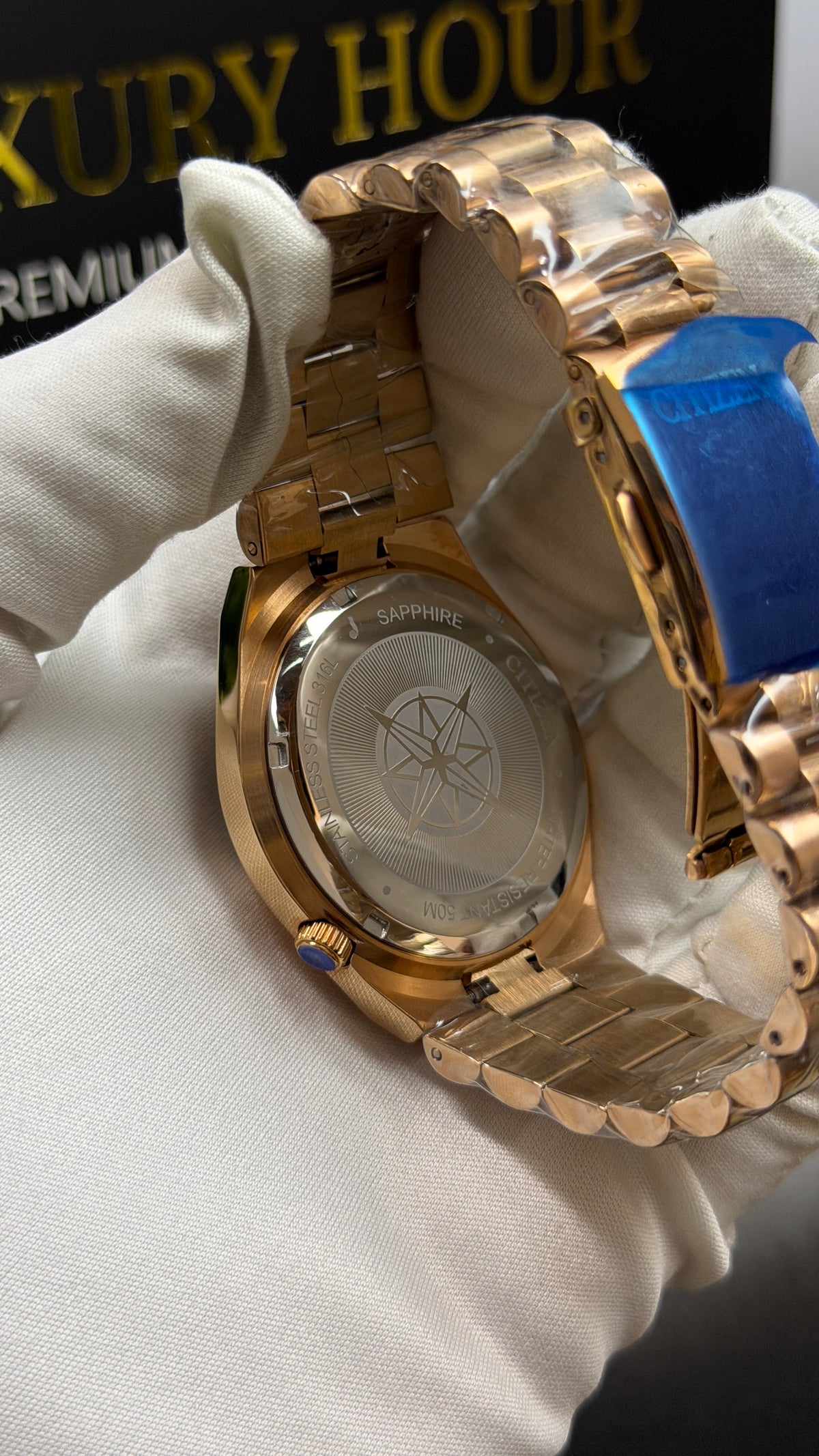 Yellow Gold with Green Dial.