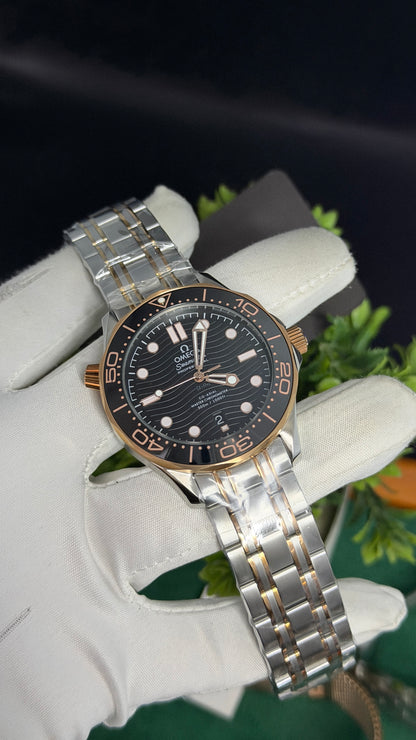 Silver with Black Dial (M NO:136)