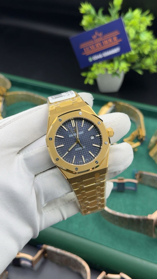 Yellow gold with blue dial