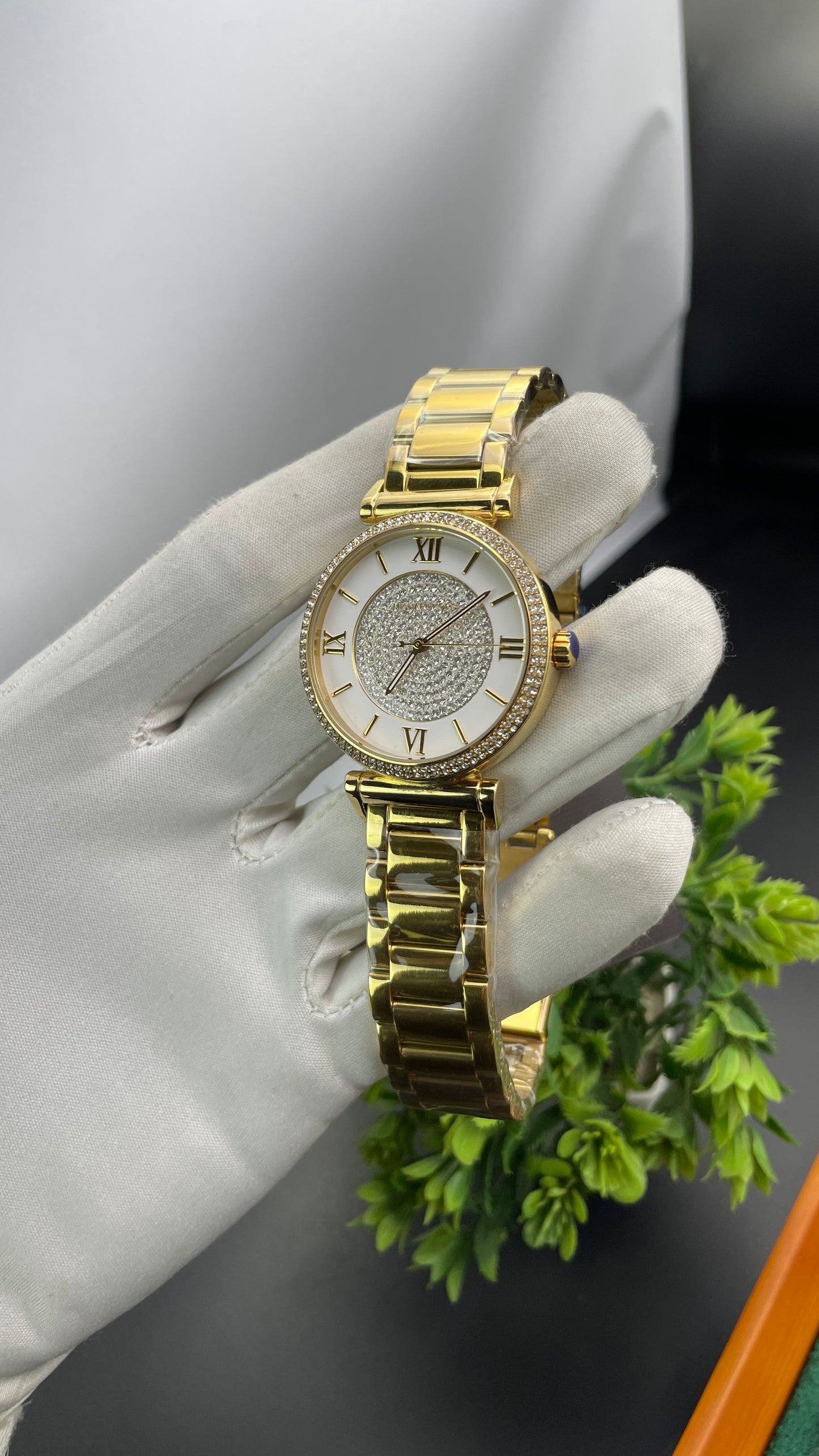 Yellow Gold with White Dial🔥