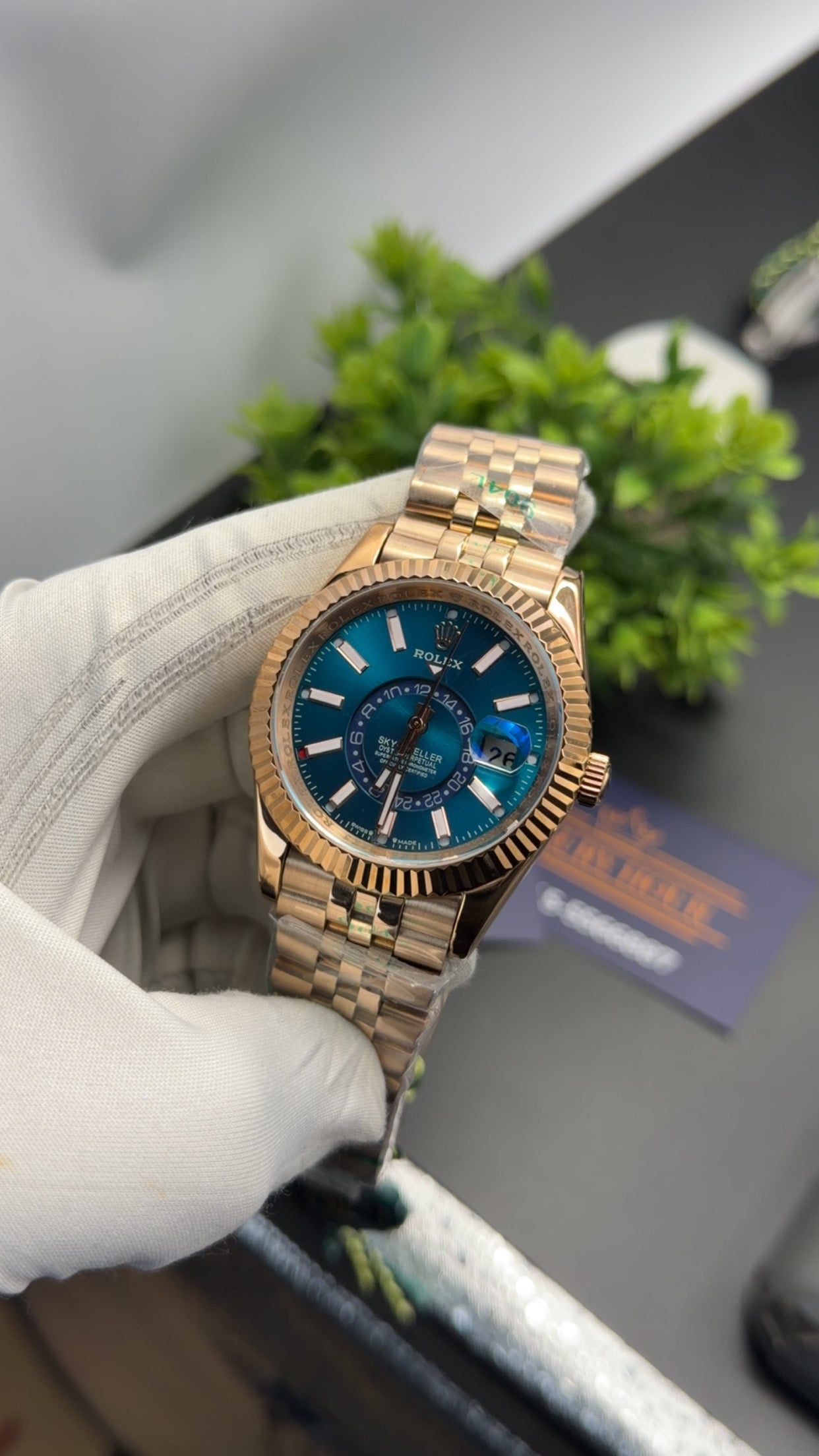 Rose Gold with Aqua dial 🔥