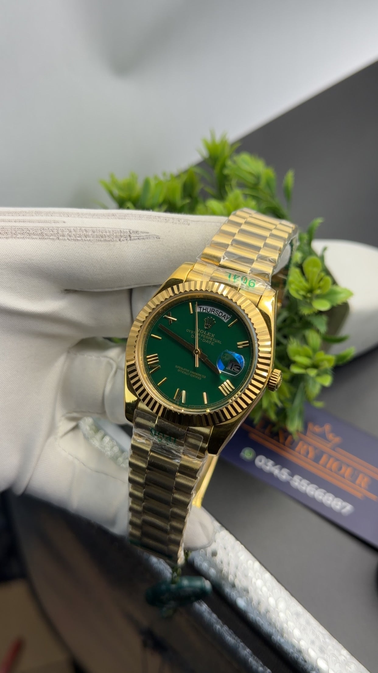 Yellow Gold with green dial 🔥