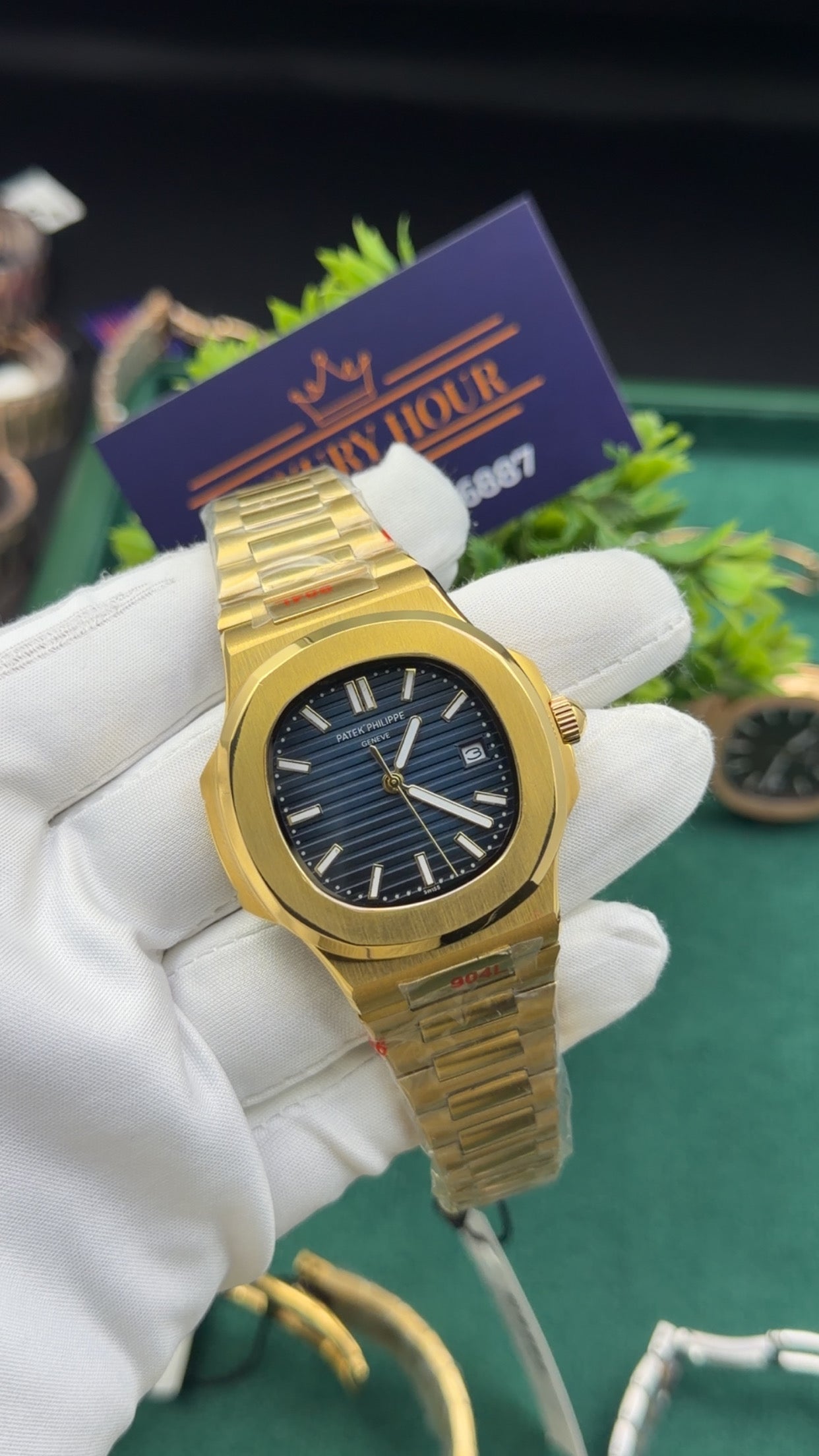 Yellow gold with blue dial