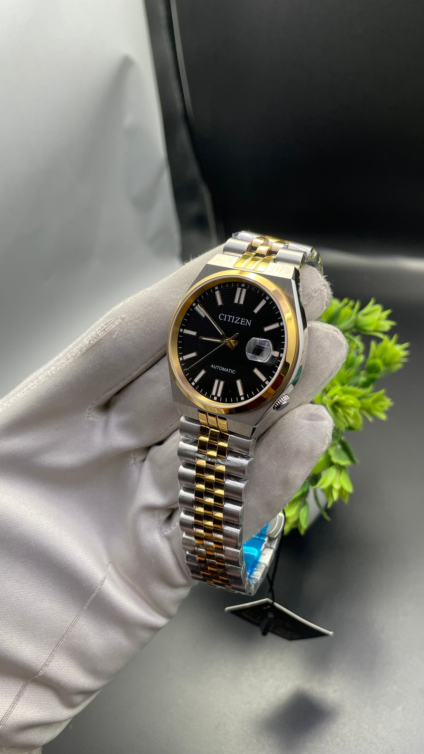 Yellow Gold Two Tone with Black Dial🔥