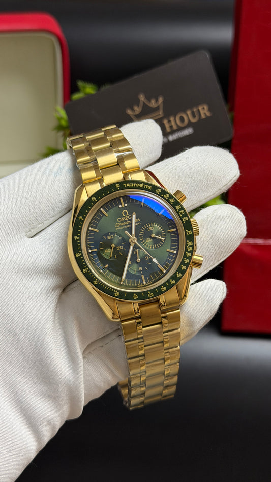 Yellow Gold with Olive Green Dial.