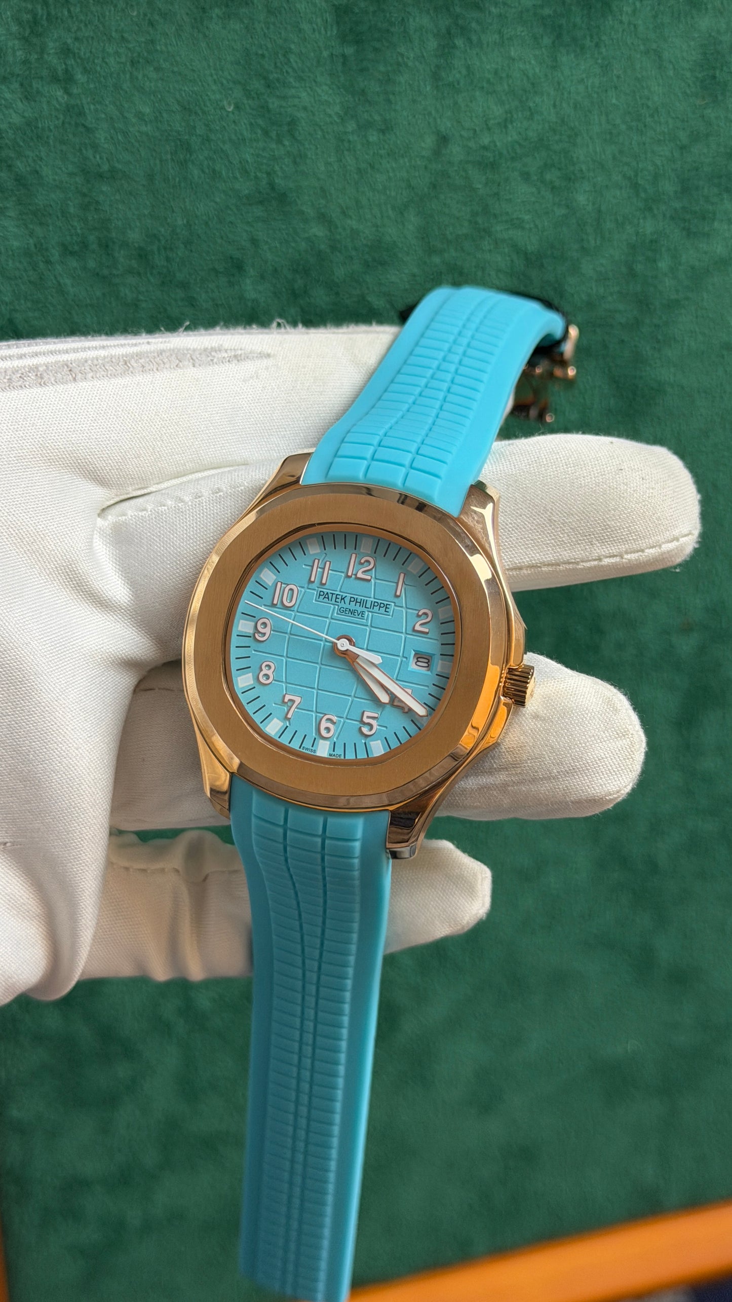 Rose Gold with Tiffany Dial.
