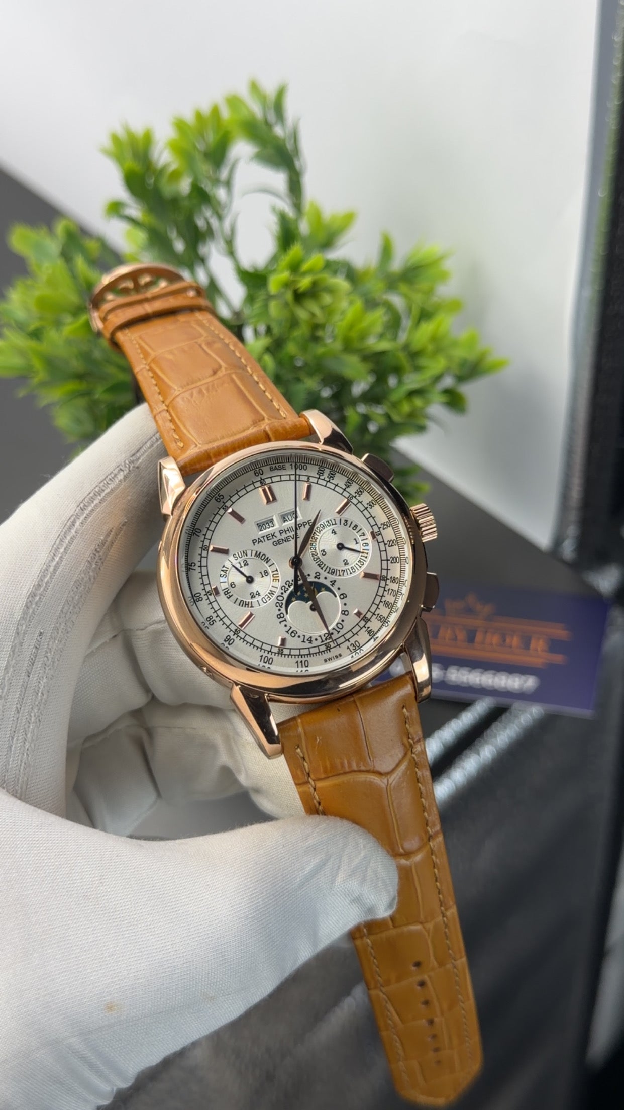 Rose Gold with white dial🔥