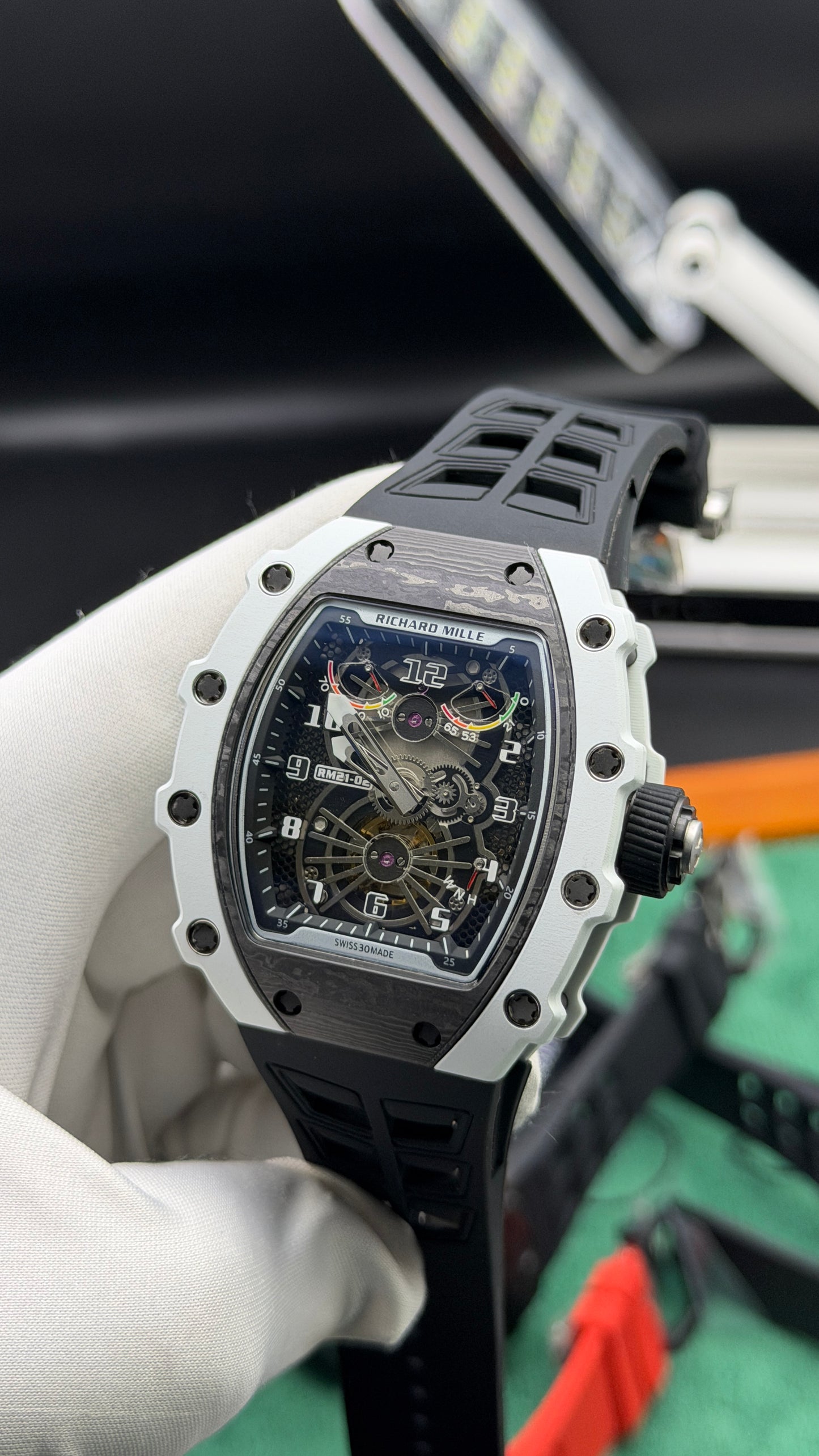 Carbon Edition ( High End )
