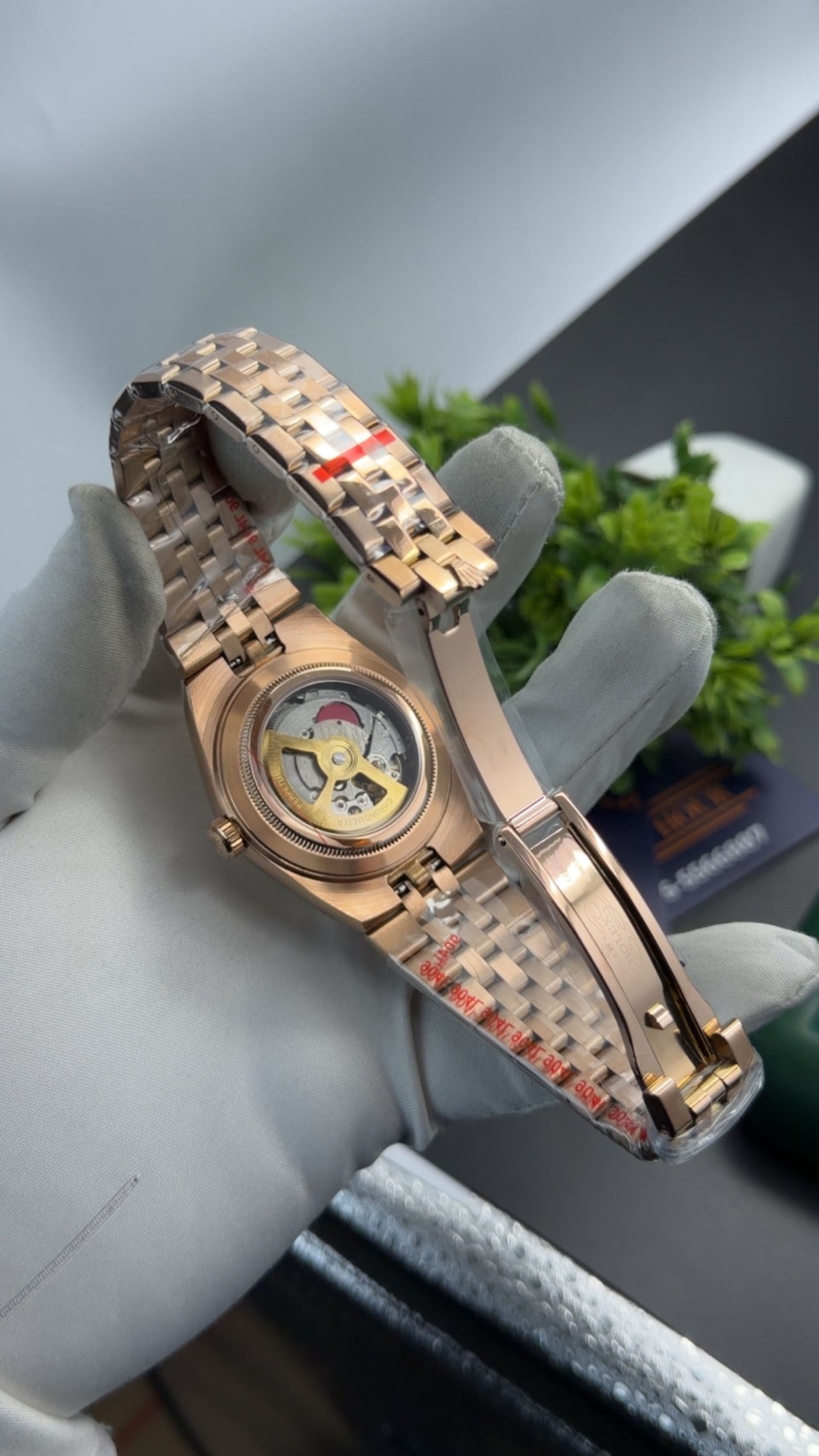 Rose Gold with white dial 🔥