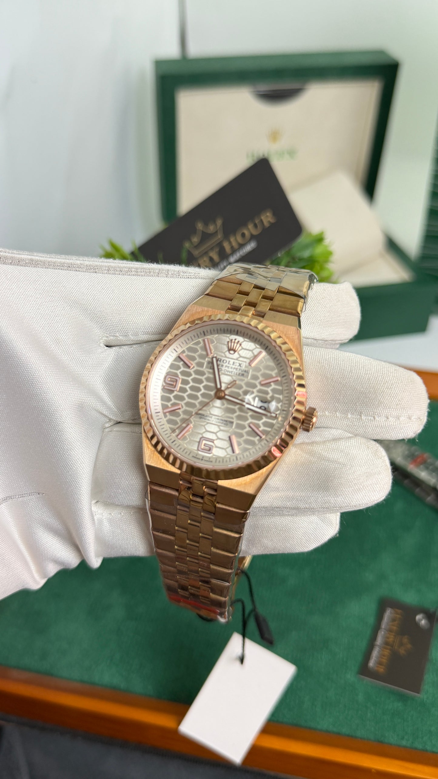 Rose Gold with White Dial🔥