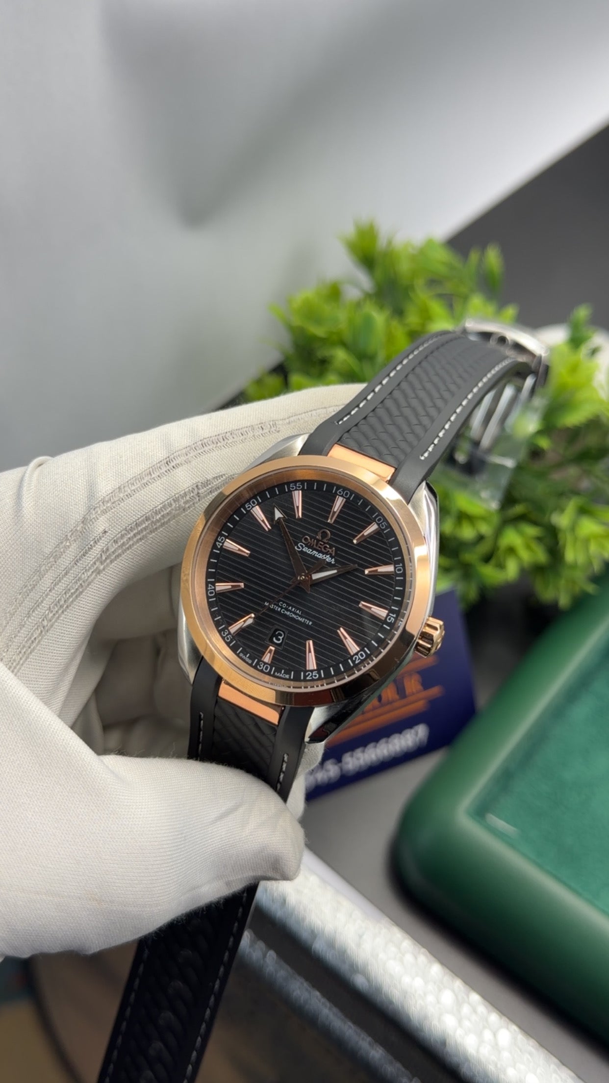 Silver with black dial🔥