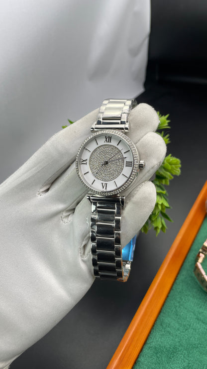Silver beauty🩶