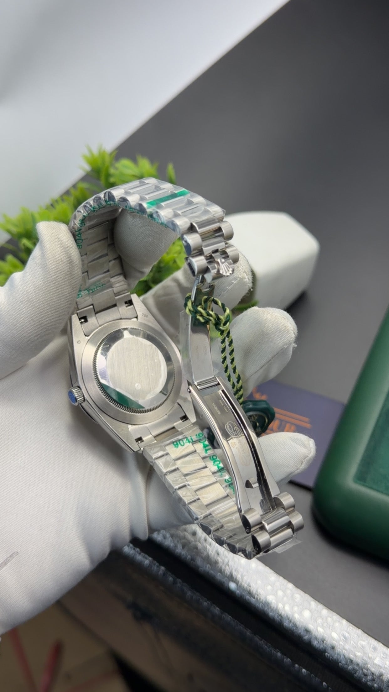 Silver with White dial🔥