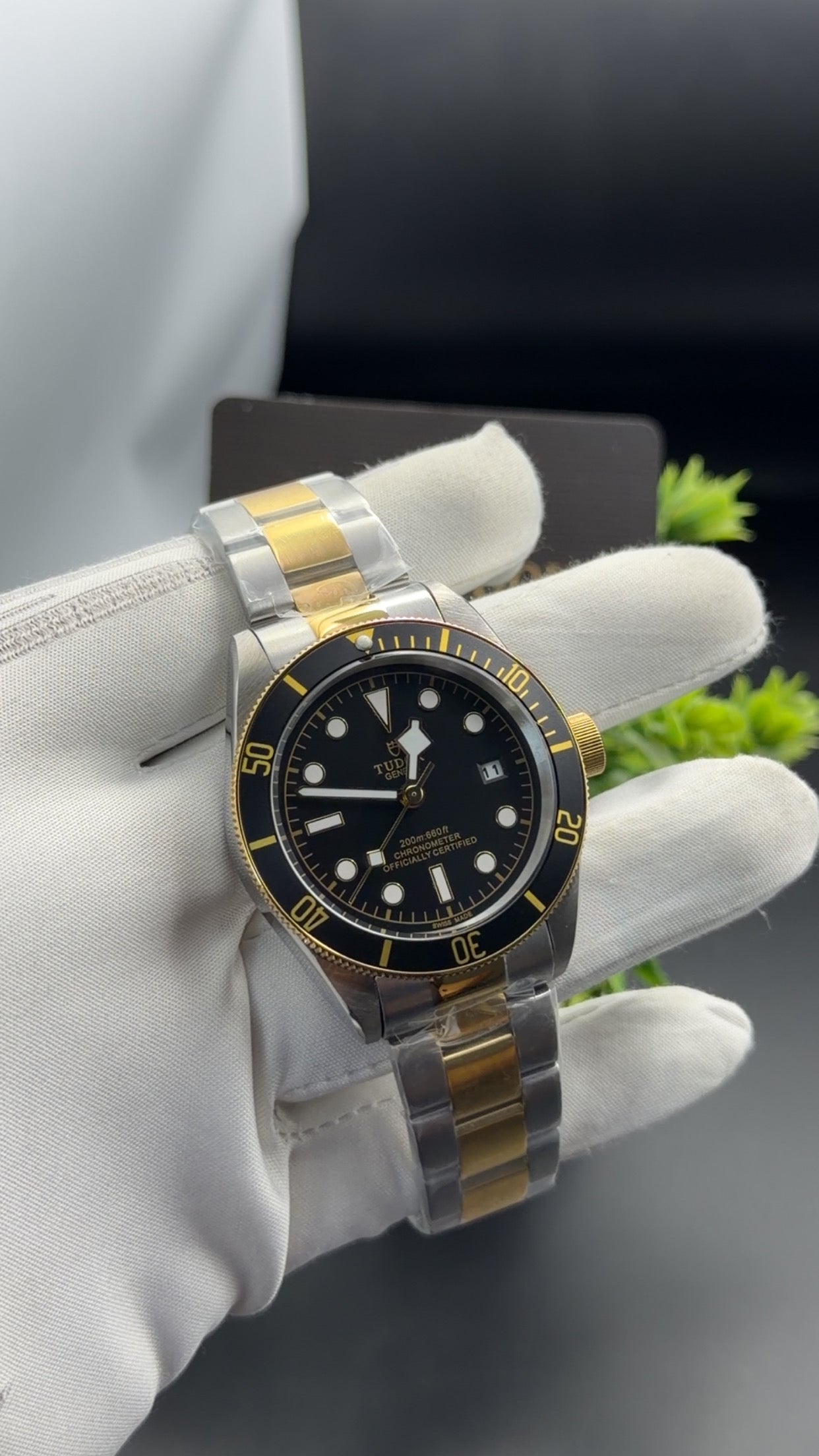 Yellow Gold two tone with Black dial🔥
