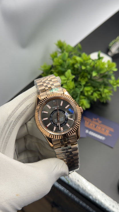 Rose Gold with Grey dial🔥