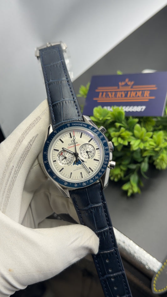 Silver with white dial🔥