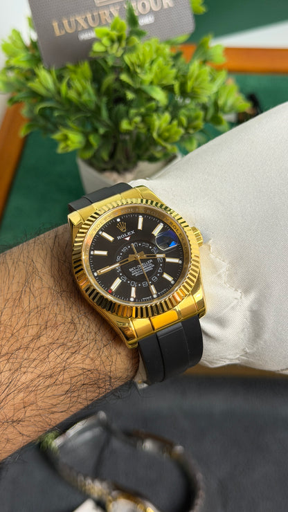 Yellow Gold with Black Dial🔥