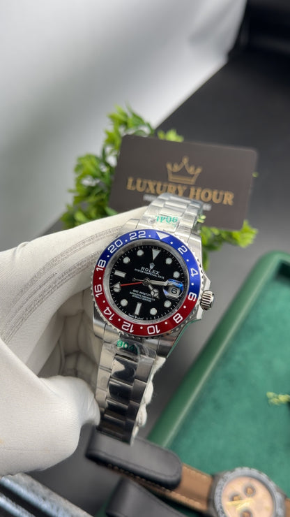 Silver with black dial🔥