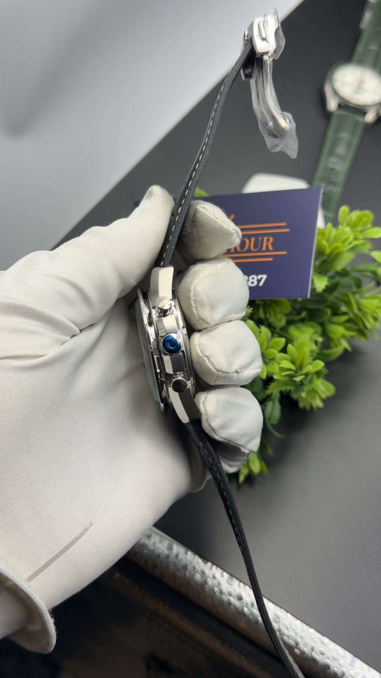 Silver with white dial 🔥