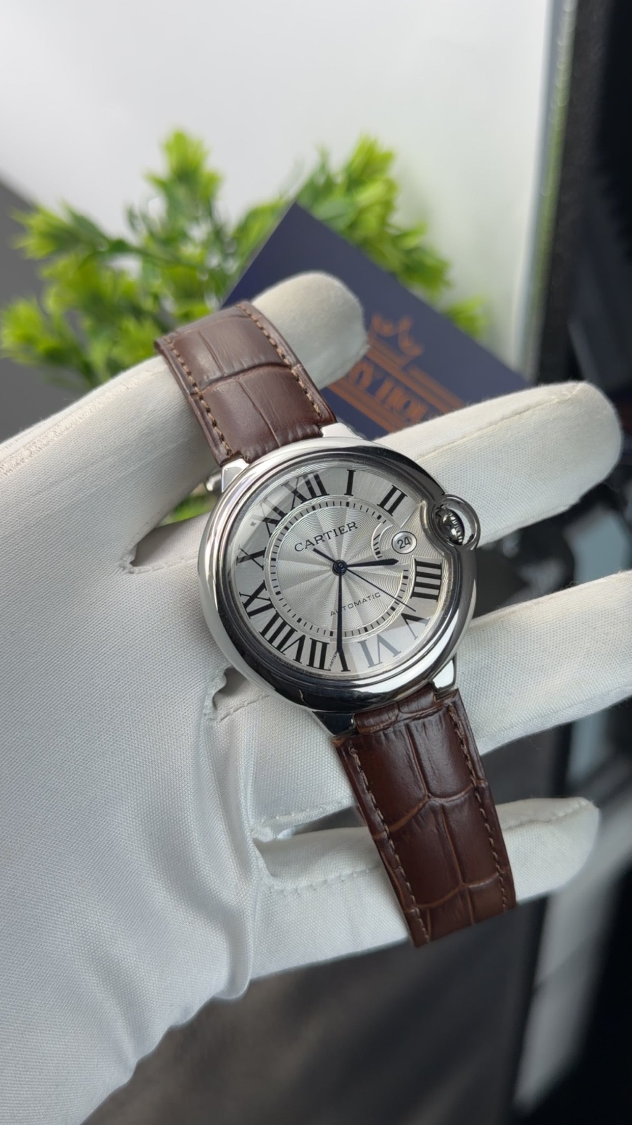 Silver with white dial 🔥