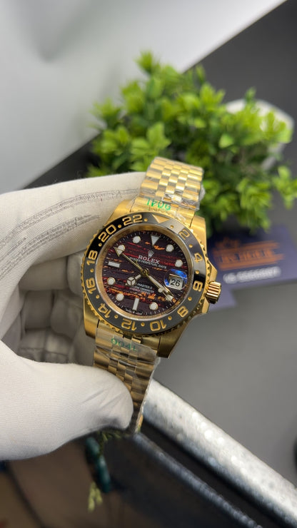 Yellow Gold with Tiger dial🔥