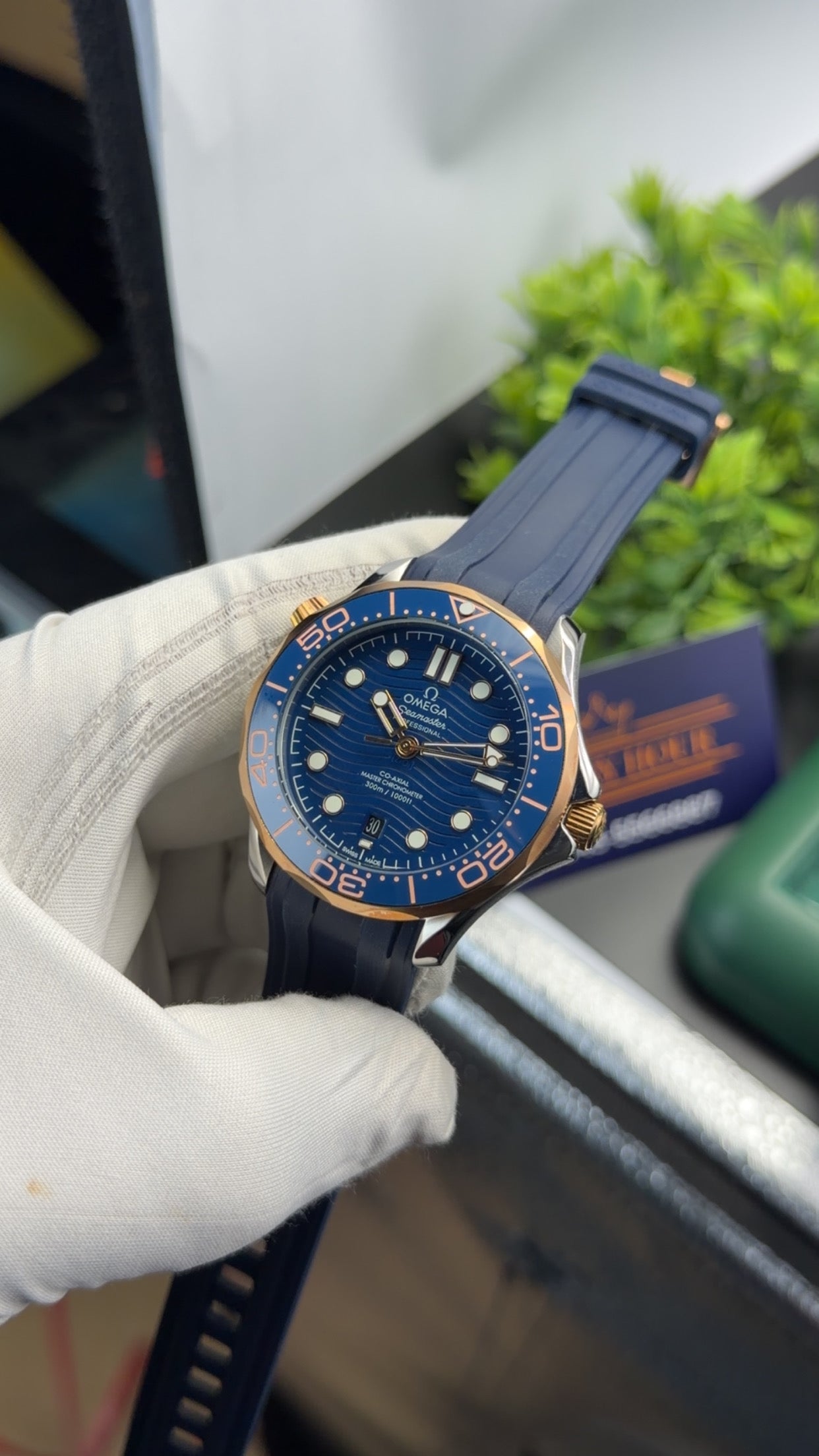 Silver with blue dial🔥