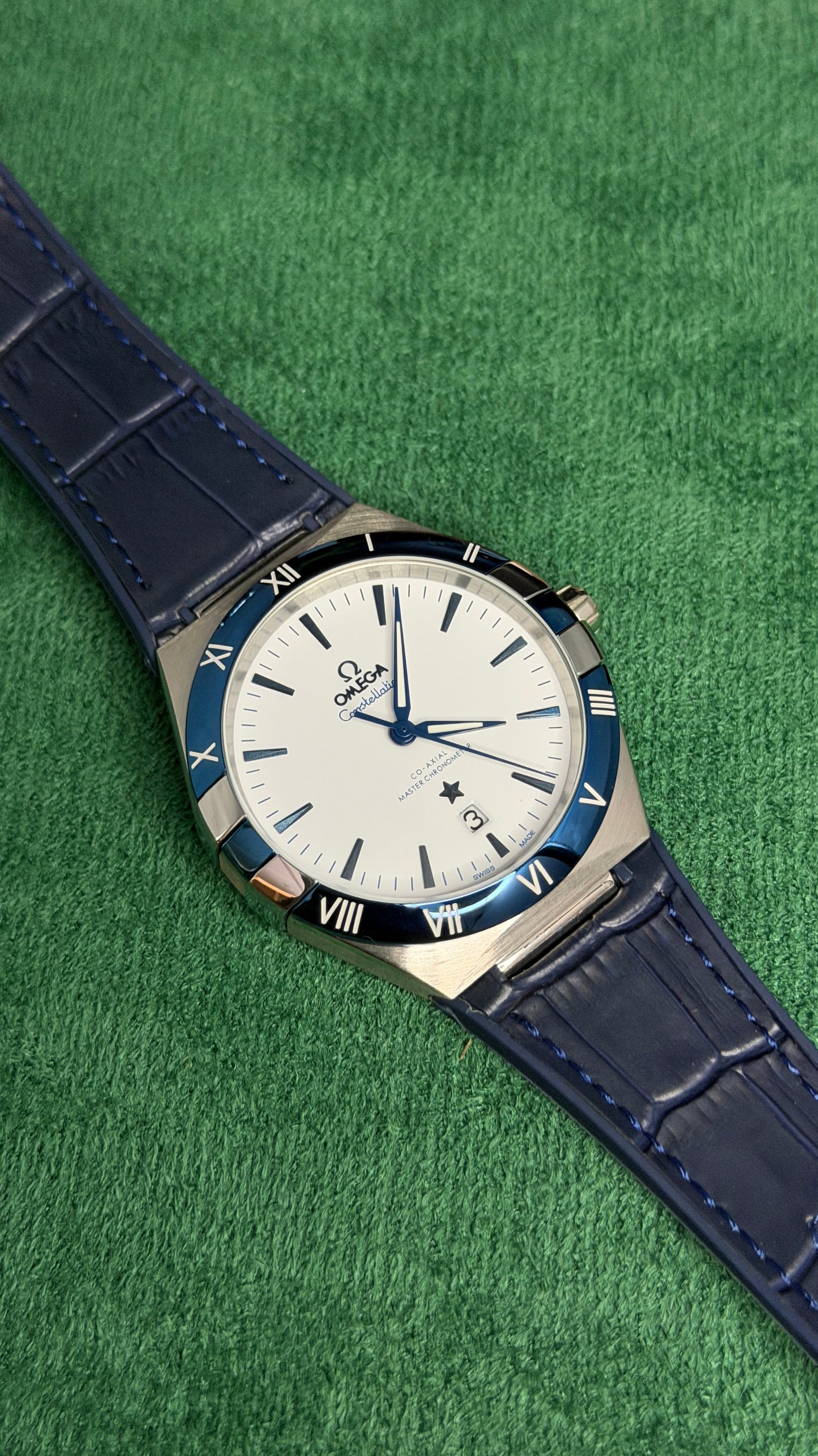 Silver with White Dial (M NO:136)