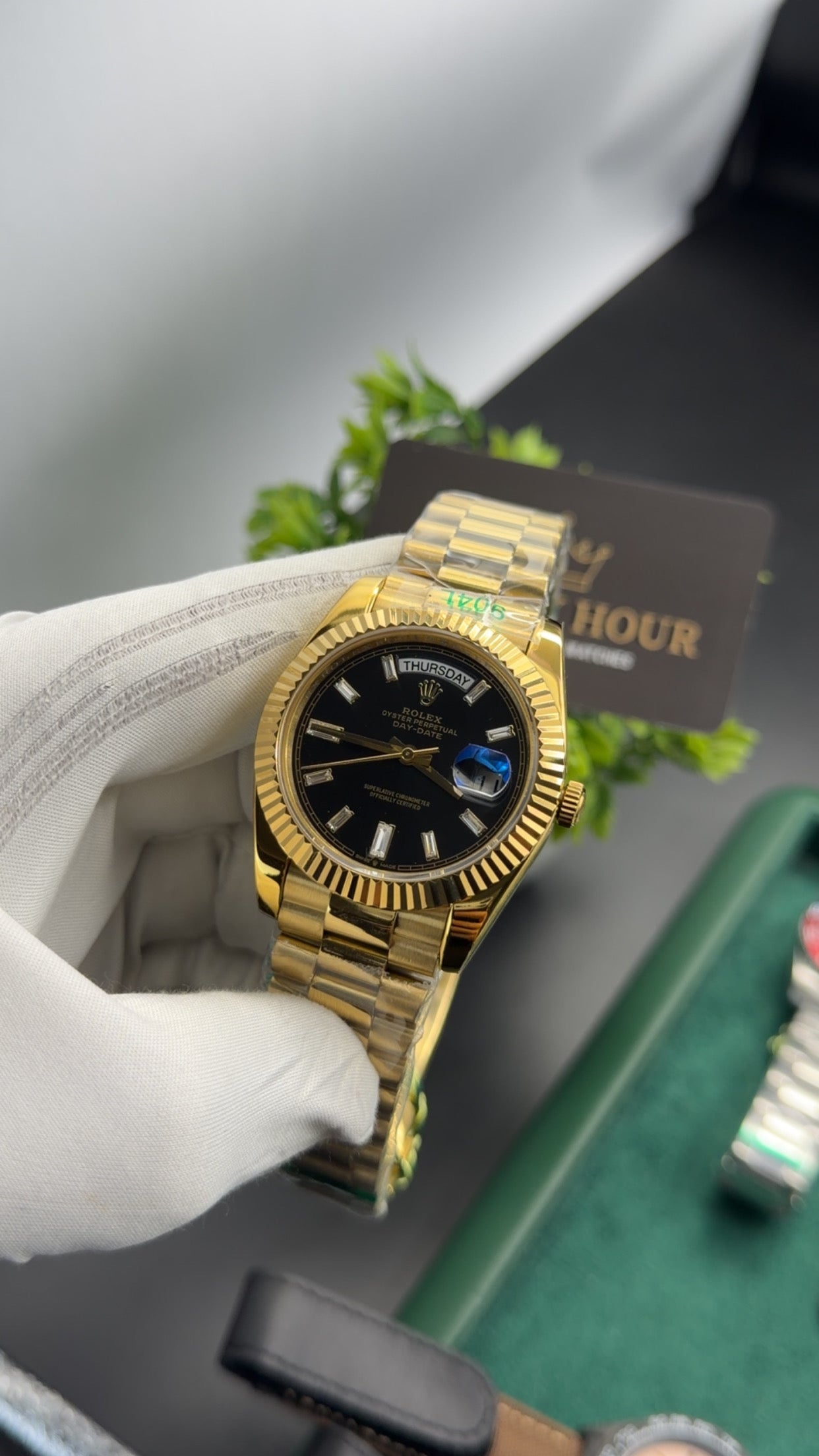 Yellow Gold with black dial🔥