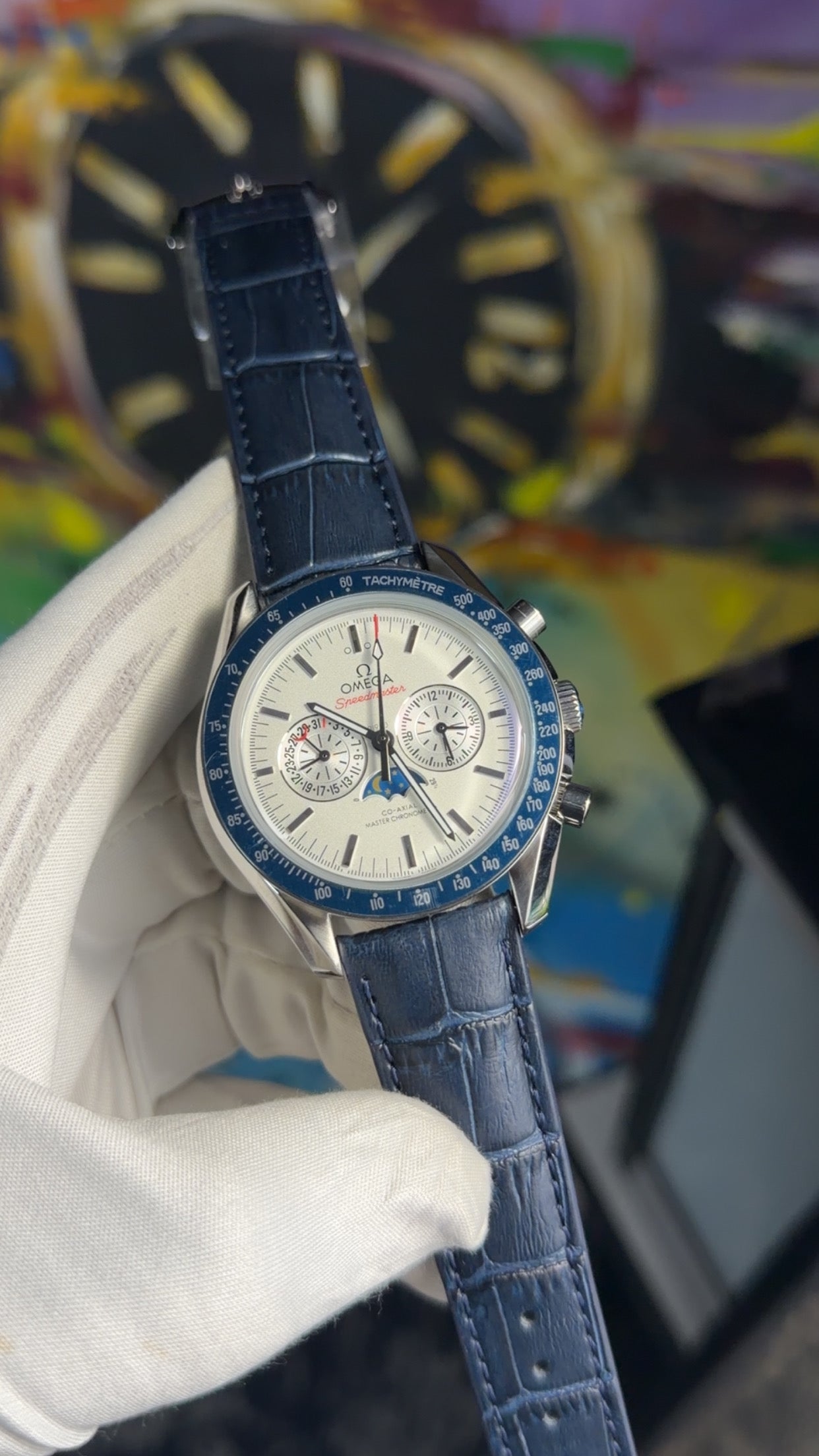 Silver with white dial🔥