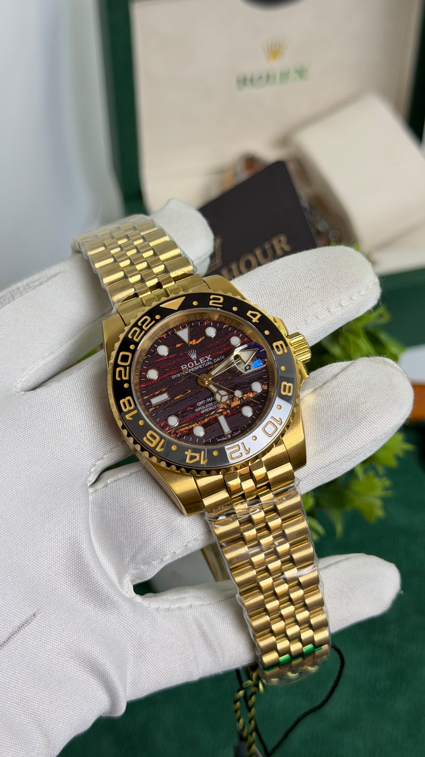 Yellow Gold with Marble Dial🔥