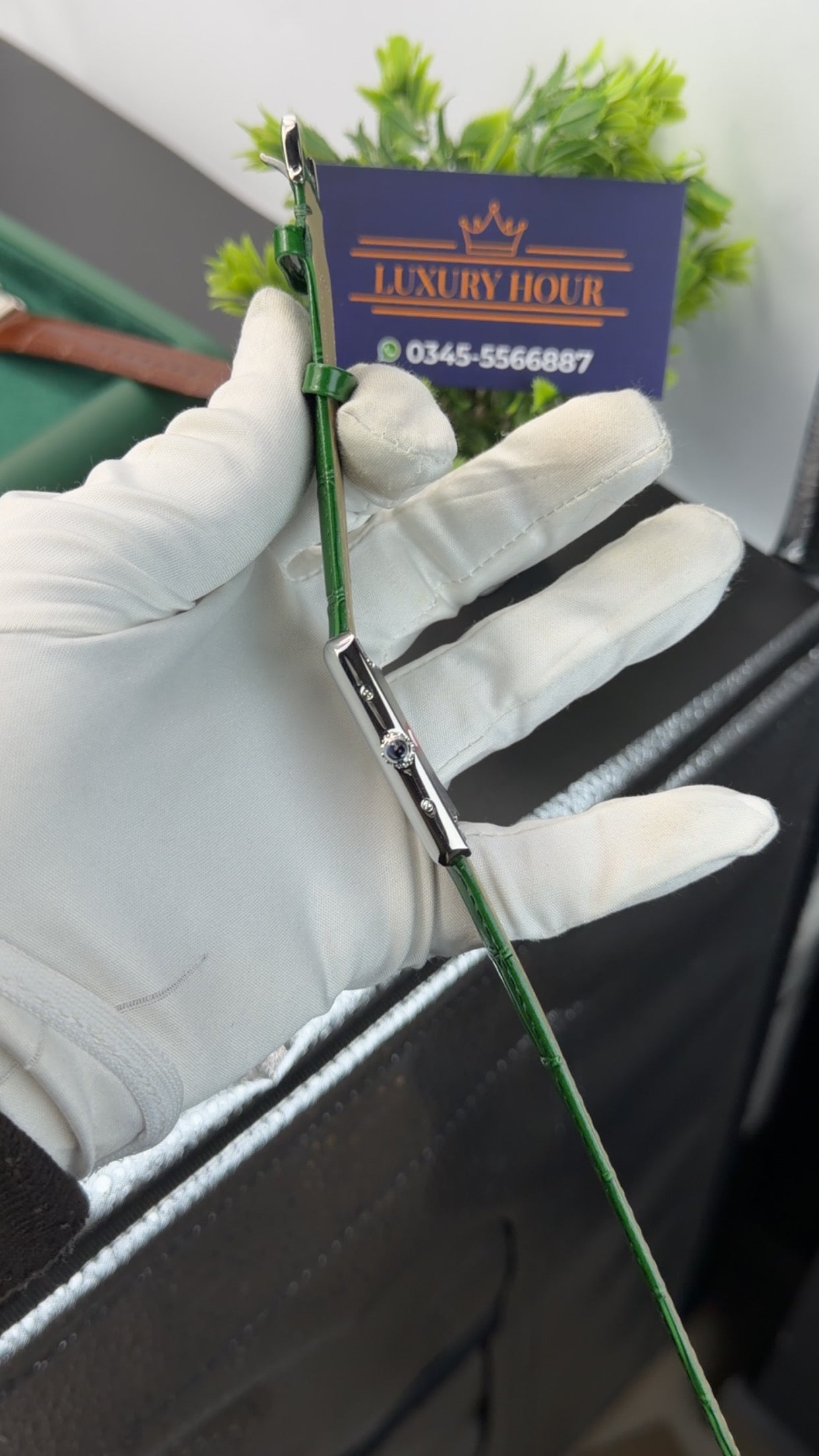 Silver with green strap🔥