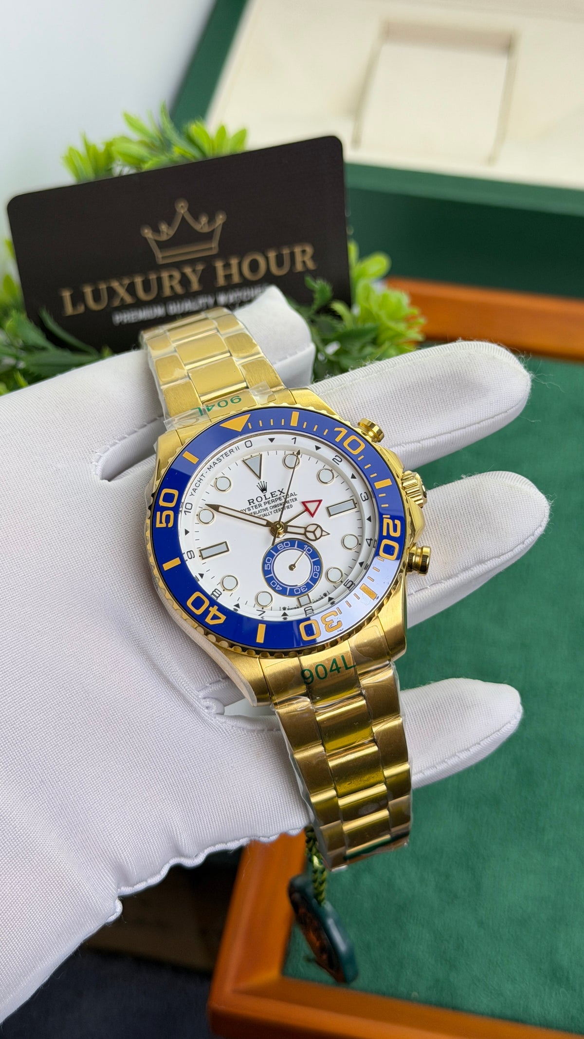 Yellow Gold with White Dial.