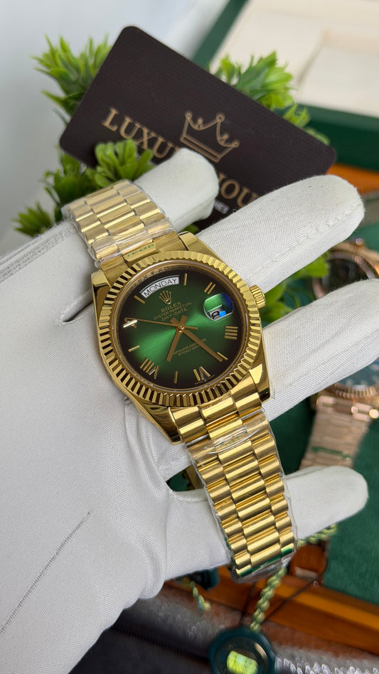Yellow Gold with Green Dial🔥