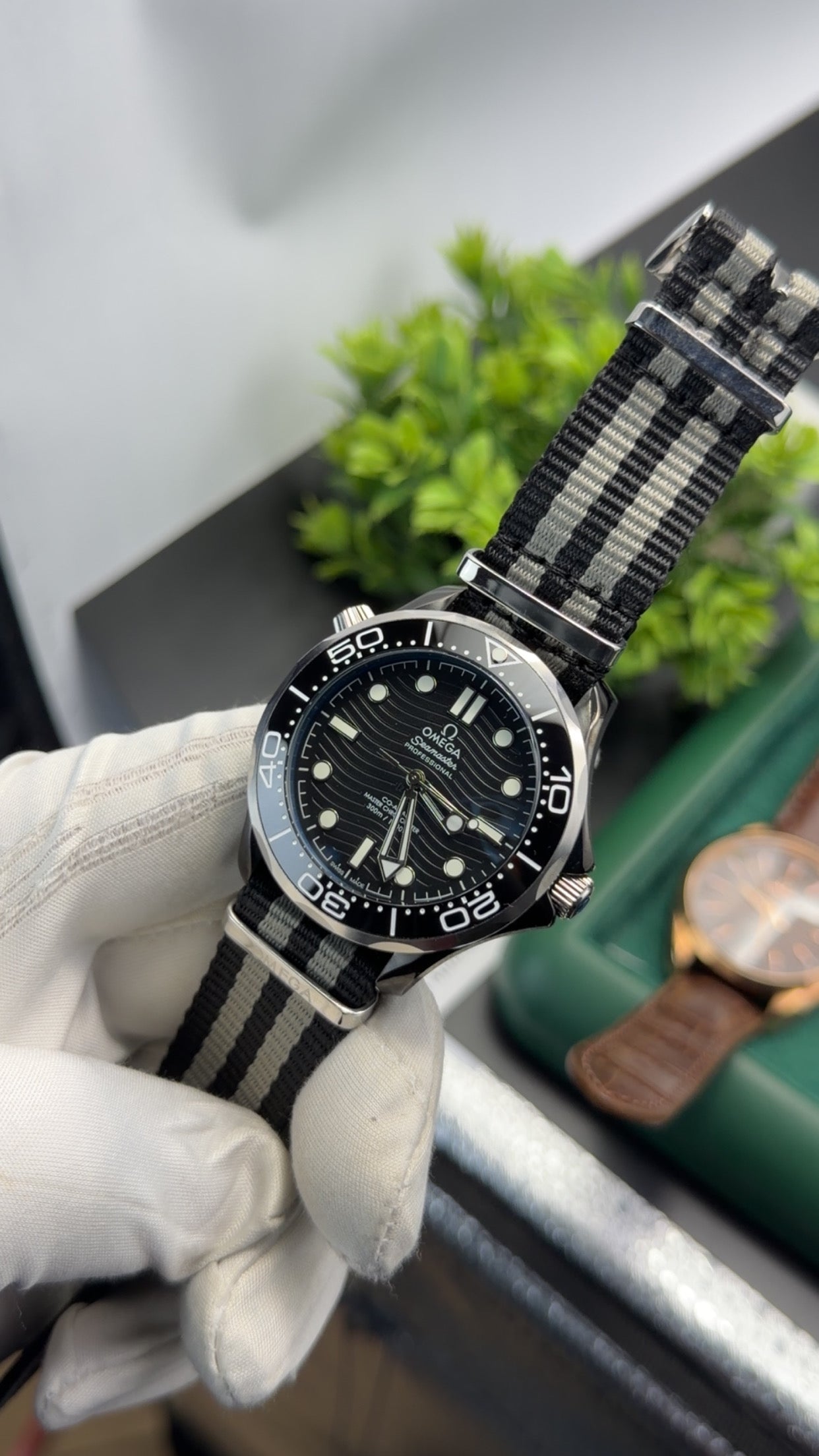 Silver with black dial🔥