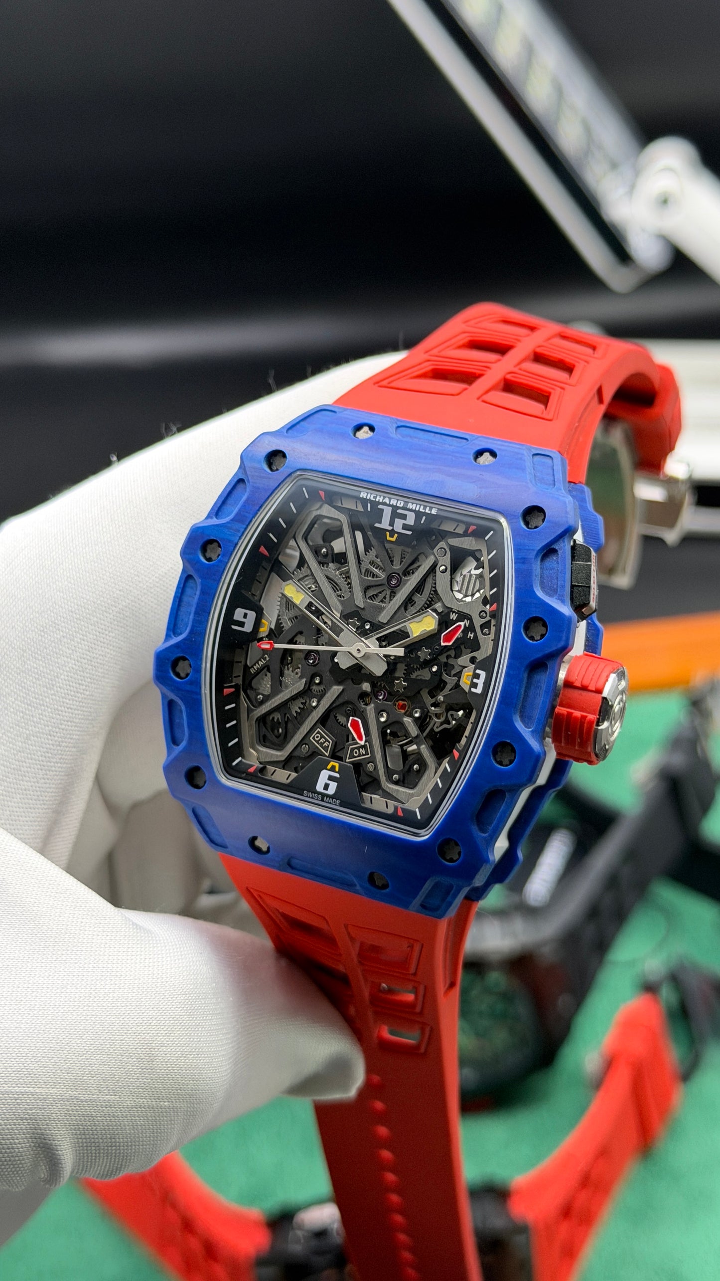 Carbon Edition ( High End )