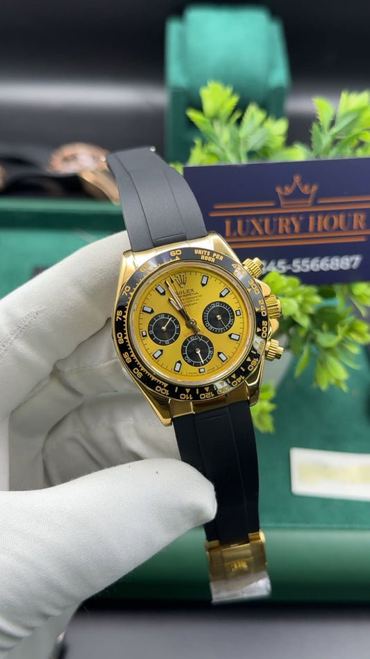Yellow gold with gold dial