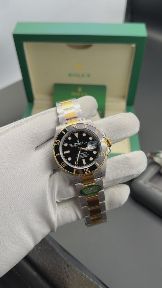 Silver two tone with black dial 🖤